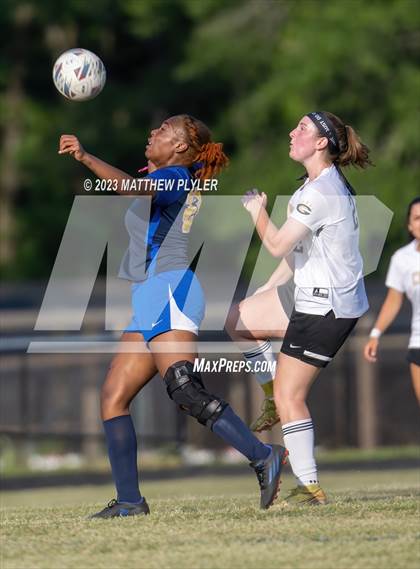Thumbnail 1 in Gray's Creek @ Cape Fear photogallery.