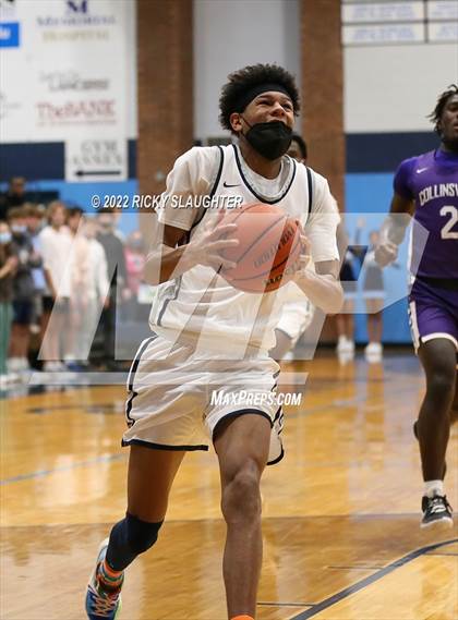 Thumbnail 3 in Belleville East vs Collinsville (Chick-fil-A Classic) photogallery.