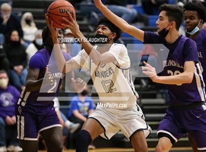 Thumbnail 2 in Belleville East vs Collinsville (Chick-fil-A Classic) photogallery.