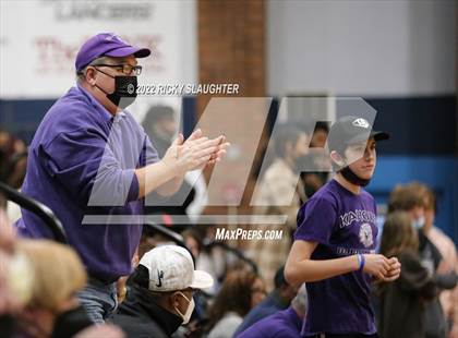 Thumbnail 1 in Belleville East vs Collinsville (Chick-fil-A Classic) photogallery.
