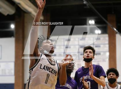 Thumbnail 1 in Belleville East vs Collinsville (Chick-fil-A Classic) photogallery.