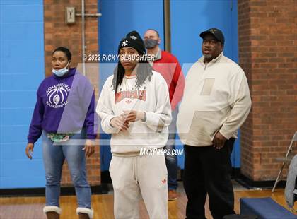Thumbnail 3 in Belleville East vs Collinsville (Chick-fil-A Classic) photogallery.