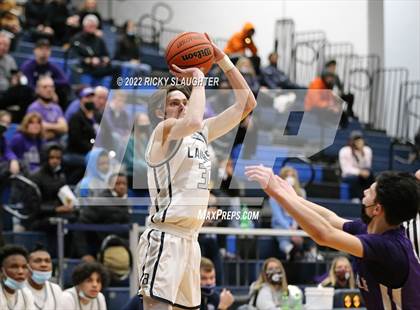 Thumbnail 3 in Belleville East vs Collinsville (Chick-fil-A Classic) photogallery.