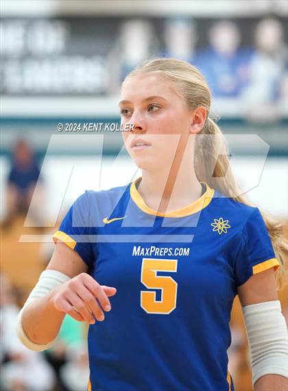Thumbnail 3 in Midland vs. Shrine Catholic (Our Lady Of The Lakes Invite) photogallery.