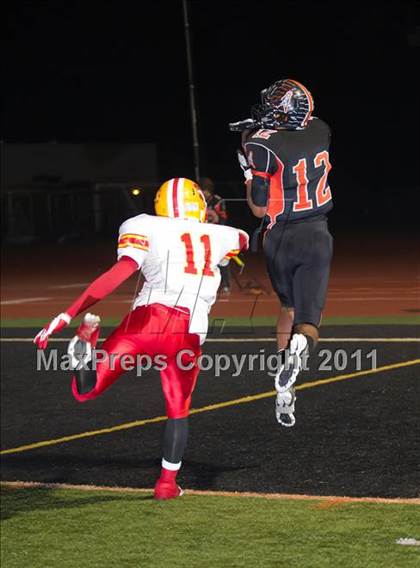 Thumbnail 2 in Huntington Beach vs. Mission Viejo (CIF SS D1 Playoffs) photogallery.