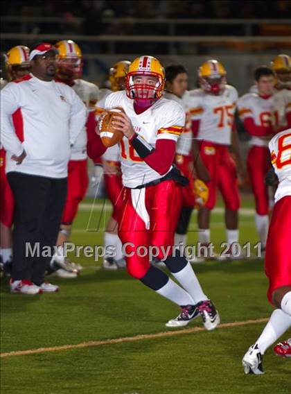 Thumbnail 2 in Huntington Beach vs. Mission Viejo (CIF SS D1 Playoffs) photogallery.