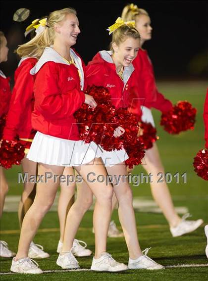 Thumbnail 1 in Huntington Beach vs. Mission Viejo (CIF SS D1 Playoffs) photogallery.