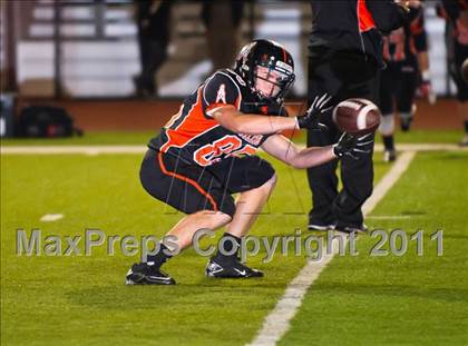 Thumbnail 1 in Huntington Beach vs. Mission Viejo (CIF SS D1 Playoffs) photogallery.