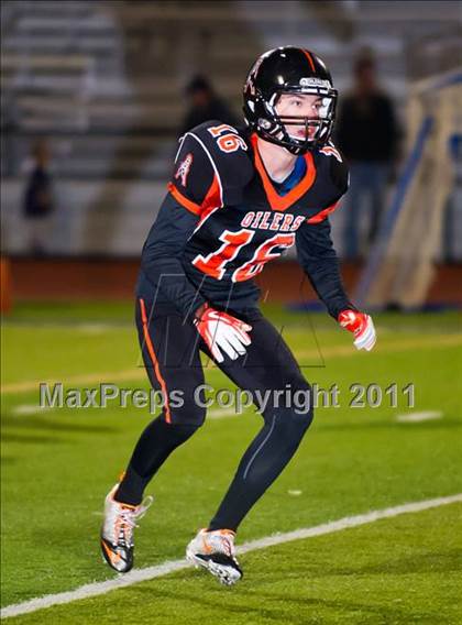 Thumbnail 1 in Huntington Beach vs. Mission Viejo (CIF SS D1 Playoffs) photogallery.
