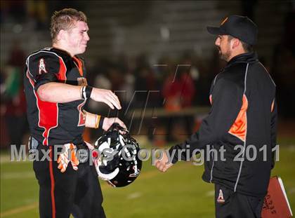 Thumbnail 2 in Huntington Beach vs. Mission Viejo (CIF SS D1 Playoffs) photogallery.