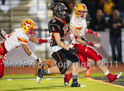 Thumbnail 2 in Huntington Beach vs. Mission Viejo (CIF SS D1 Playoffs) photogallery.