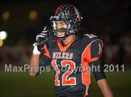 Thumbnail 2 in Huntington Beach vs. Mission Viejo (CIF SS D1 Playoffs) photogallery.