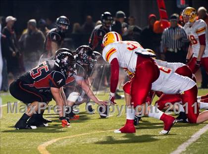 Thumbnail 2 in Huntington Beach vs. Mission Viejo (CIF SS D1 Playoffs) photogallery.