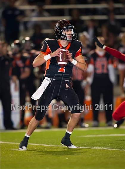 Thumbnail 2 in Huntington Beach vs. Mission Viejo (CIF SS D1 Playoffs) photogallery.