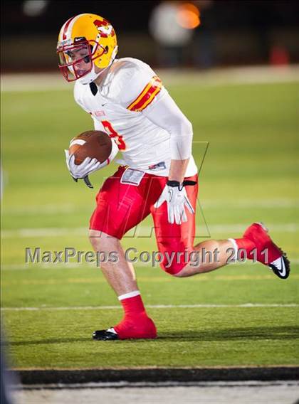 Thumbnail 1 in Huntington Beach vs. Mission Viejo (CIF SS D1 Playoffs) photogallery.