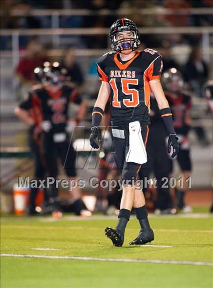 Thumbnail 3 in Huntington Beach vs. Mission Viejo (CIF SS D1 Playoffs) photogallery.