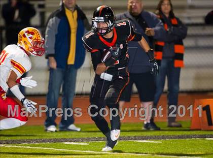 Thumbnail 3 in Huntington Beach vs. Mission Viejo (CIF SS D1 Playoffs) photogallery.