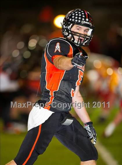 Thumbnail 1 in Huntington Beach vs. Mission Viejo (CIF SS D1 Playoffs) photogallery.