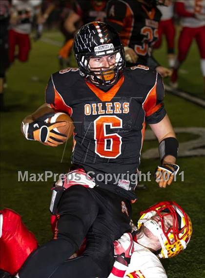 Thumbnail 3 in Huntington Beach vs. Mission Viejo (CIF SS D1 Playoffs) photogallery.