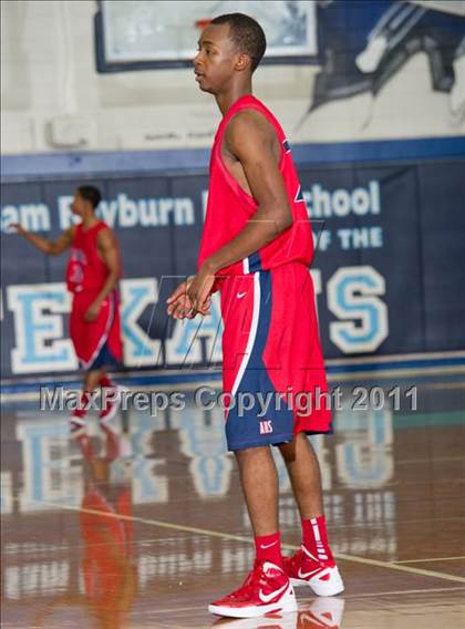 Thumbnail 3 in Dobie vs. Atascocita (McDonald's Texas Invitational) photogallery.