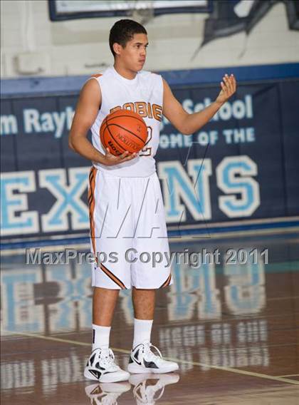 Thumbnail 3 in Dobie vs. Atascocita (McDonald's Texas Invitational) photogallery.