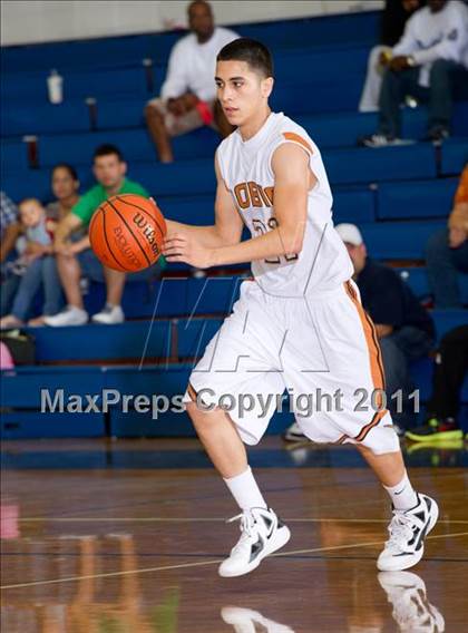 Thumbnail 2 in Dobie vs. Atascocita (McDonald's Texas Invitational) photogallery.