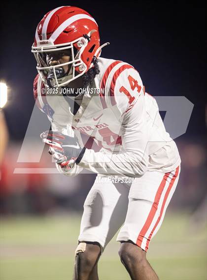 Thumbnail 1 in Mater Dei @ Centennial (CIF SS D1 Semifinal) photogallery.