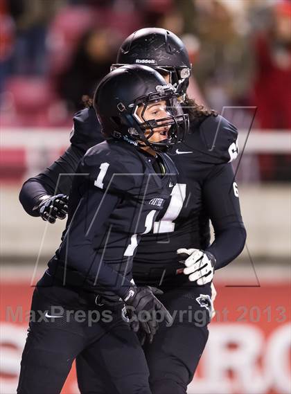 Thumbnail 1 in Desert Hills vs. Pine View (UHSAA 3AA Final) photogallery.