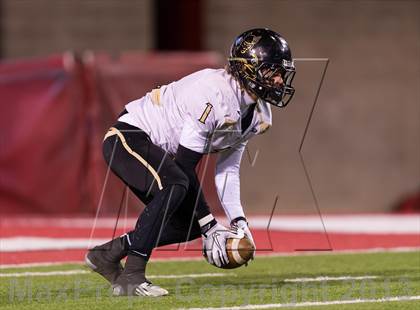 Thumbnail 2 in Desert Hills vs. Pine View (UHSAA 3AA Final) photogallery.