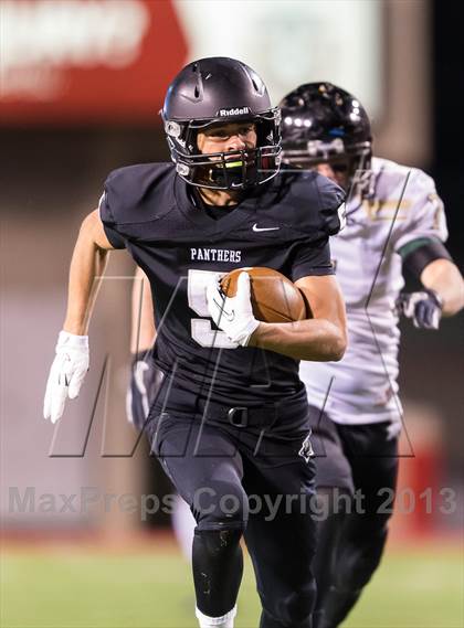 Thumbnail 2 in Desert Hills vs. Pine View (UHSAA 3AA Final) photogallery.