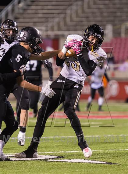 Thumbnail 1 in Desert Hills vs. Pine View (UHSAA 3AA Final) photogallery.