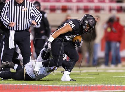 Thumbnail 2 in Desert Hills vs. Pine View (UHSAA 3AA Final) photogallery.