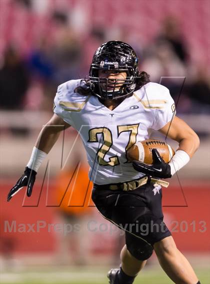 Thumbnail 1 in Desert Hills vs. Pine View (UHSAA 3AA Final) photogallery.