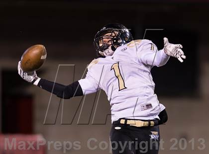 Thumbnail 3 in Desert Hills vs. Pine View (UHSAA 3AA Final) photogallery.