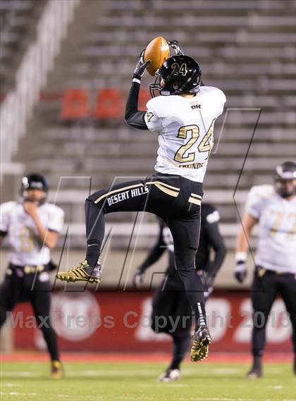 Thumbnail 3 in Desert Hills vs. Pine View (UHSAA 3AA Final) photogallery.