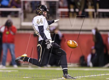 Thumbnail 1 in Desert Hills vs. Pine View (UHSAA 3AA Final) photogallery.