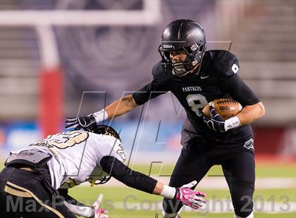 Thumbnail 2 in Desert Hills vs. Pine View (UHSAA 3AA Final) photogallery.
