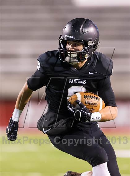 Thumbnail 3 in Desert Hills vs. Pine View (UHSAA 3AA Final) photogallery.