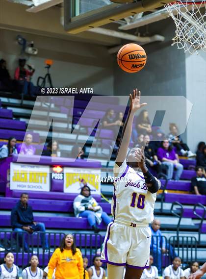 Thumbnail 1 in Douglas Byrd @ Jack Britt photogallery.