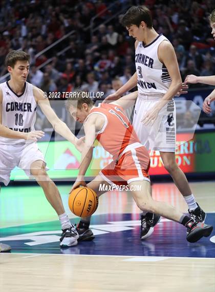 Thumbnail 2 in  American Fork vs. Corner Canyon (UHSAA 6A Final) photogallery.