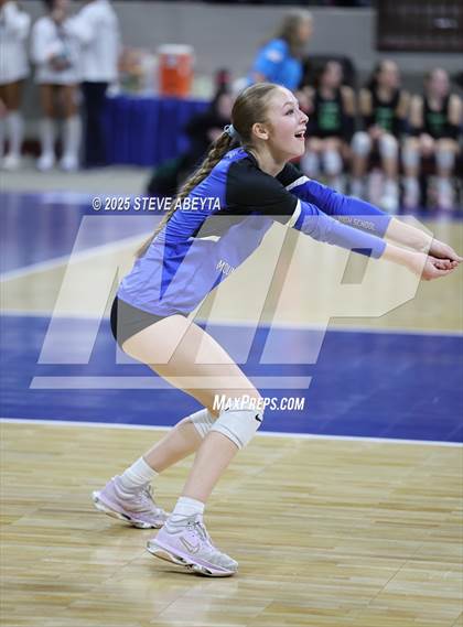 Thumbnail 2 in Stargate School vs. Village (CHSAA 3A First Round) photogallery.