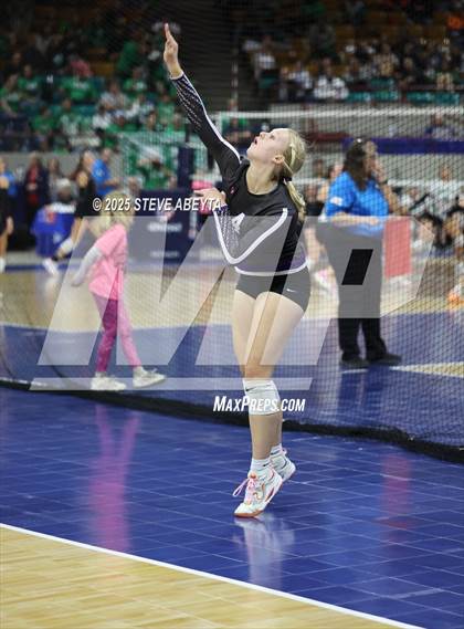 Thumbnail 2 in Stargate School vs. Village (CHSAA 3A First Round) photogallery.