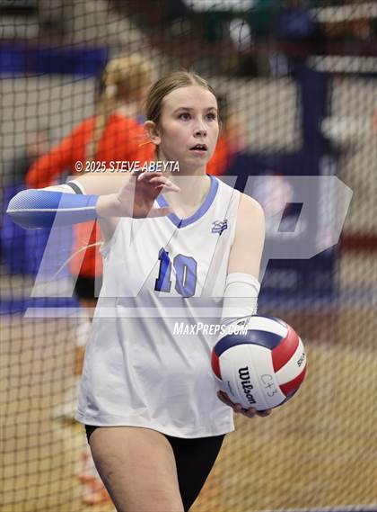 Thumbnail 2 in Stargate School vs. Village (CHSAA 3A First Round) photogallery.