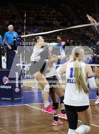 Thumbnail 1 in Stargate School vs. Village (CHSAA 3A First Round) photogallery.