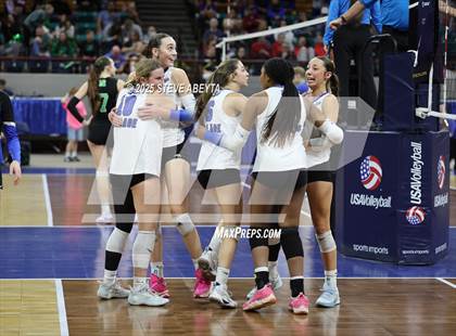 Thumbnail 2 in Stargate School vs. Village (CHSAA 3A First Round) photogallery.