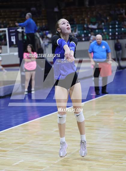 Thumbnail 3 in Stargate School vs. Village (CHSAA 3A First Round) photogallery.