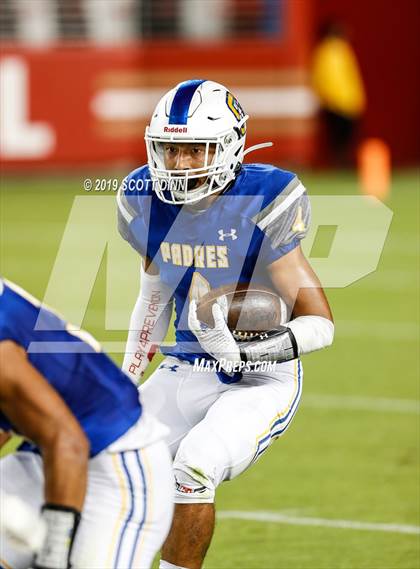 Thumbnail 2 in Menlo-Atherton v Serra (Levi's Stadium High School Series) photogallery.