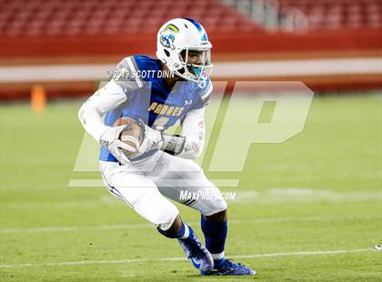 Thumbnail 1 in Menlo-Atherton v Serra (Levi's Stadium High School Series) photogallery.