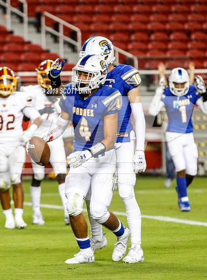 Thumbnail 3 in Menlo-Atherton v Serra (Levi's Stadium High School Series) photogallery.