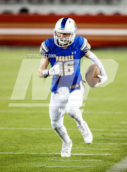 Thumbnail 2 in Menlo-Atherton v Serra (Levi's Stadium High School Series) photogallery.